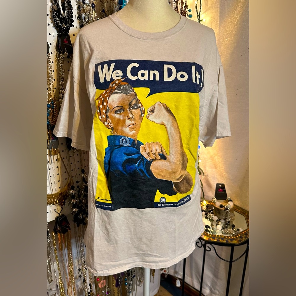 🎃3 for $15🎃Rosie the Riveter Graphic Tee Unisex XL